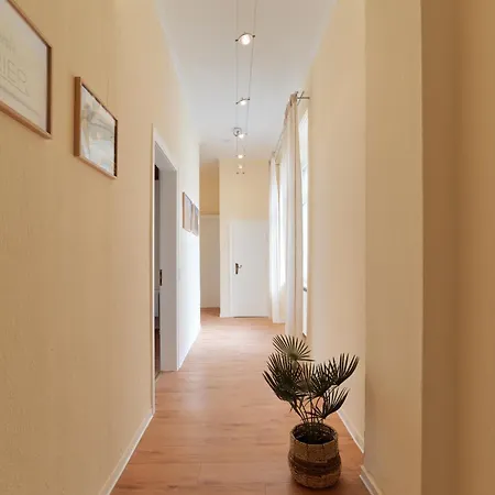 Marx - Zentrales City-apartment In - Fuer Gruppen Und Familien Trier