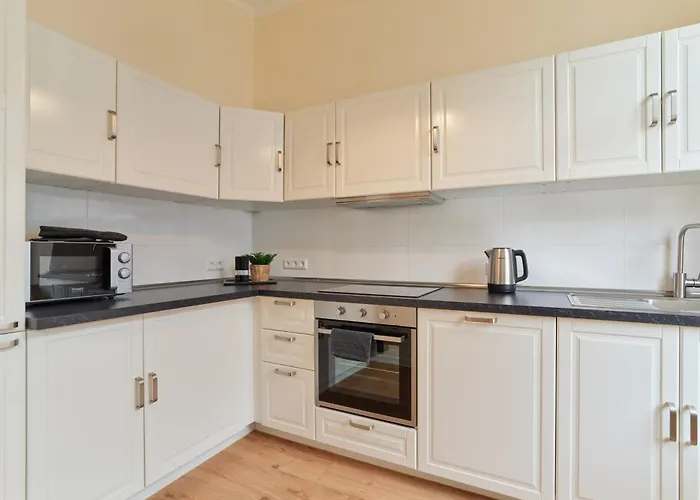 Marx - Geraeumige Im Zentrum Von - Bis 6 Personen, 2 Schlafzimmer, Wlan & Waschmaschine *